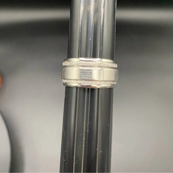 Lizard Fidget Anxiety Ring Size 10 - Picture 8 of 9